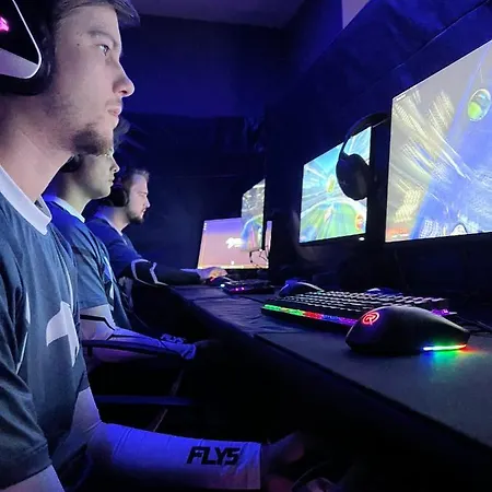 Apartment Fly5 Gaming Spot *